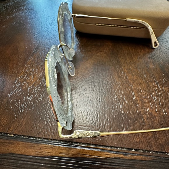 Chloe Rosie Cream And Gold Gradient Gray CE160S Round Sunglasses - Picture 5 of 7